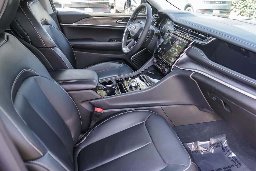 Used 2022 Jeep Grand Cherokee Limited 4xe w/ MOPAR Finishing Package AWD/4WD image 17