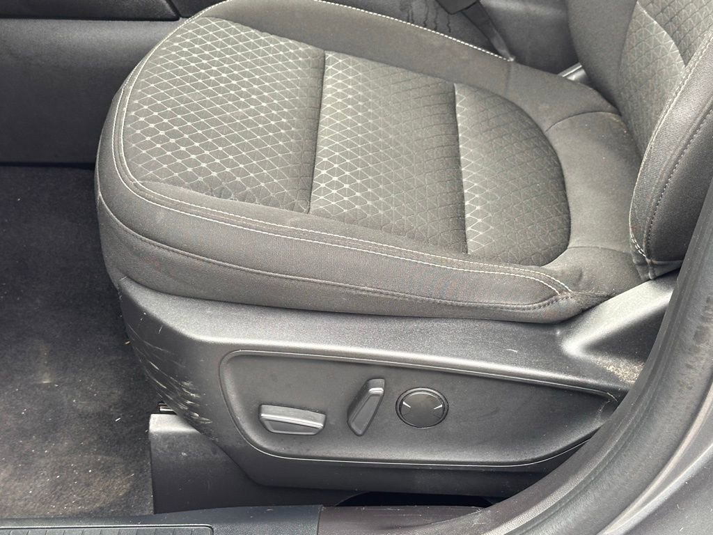 Used 2023 Ford Escape Active image 12