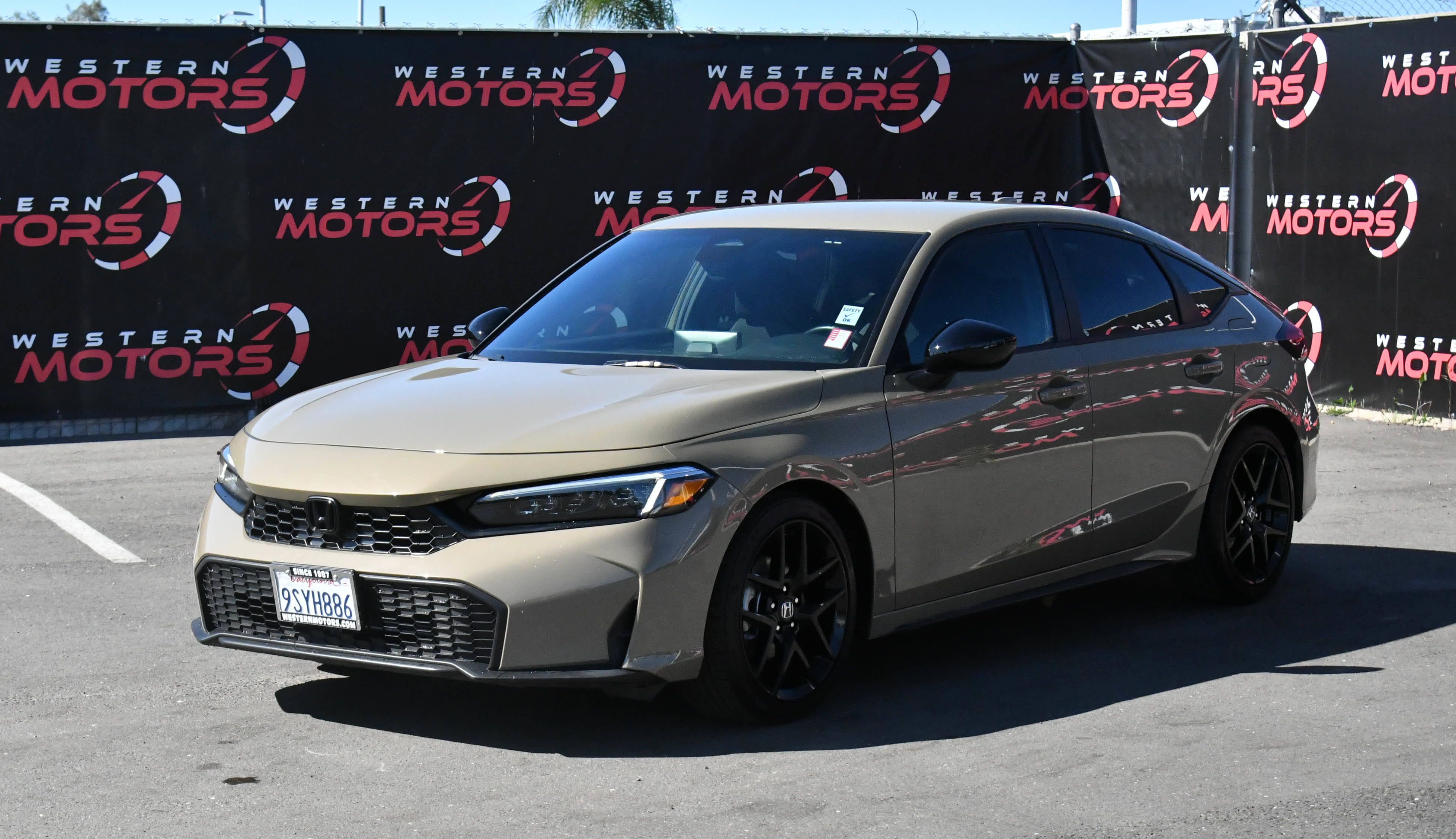 Used 2025 Honda Civic Sport image 3