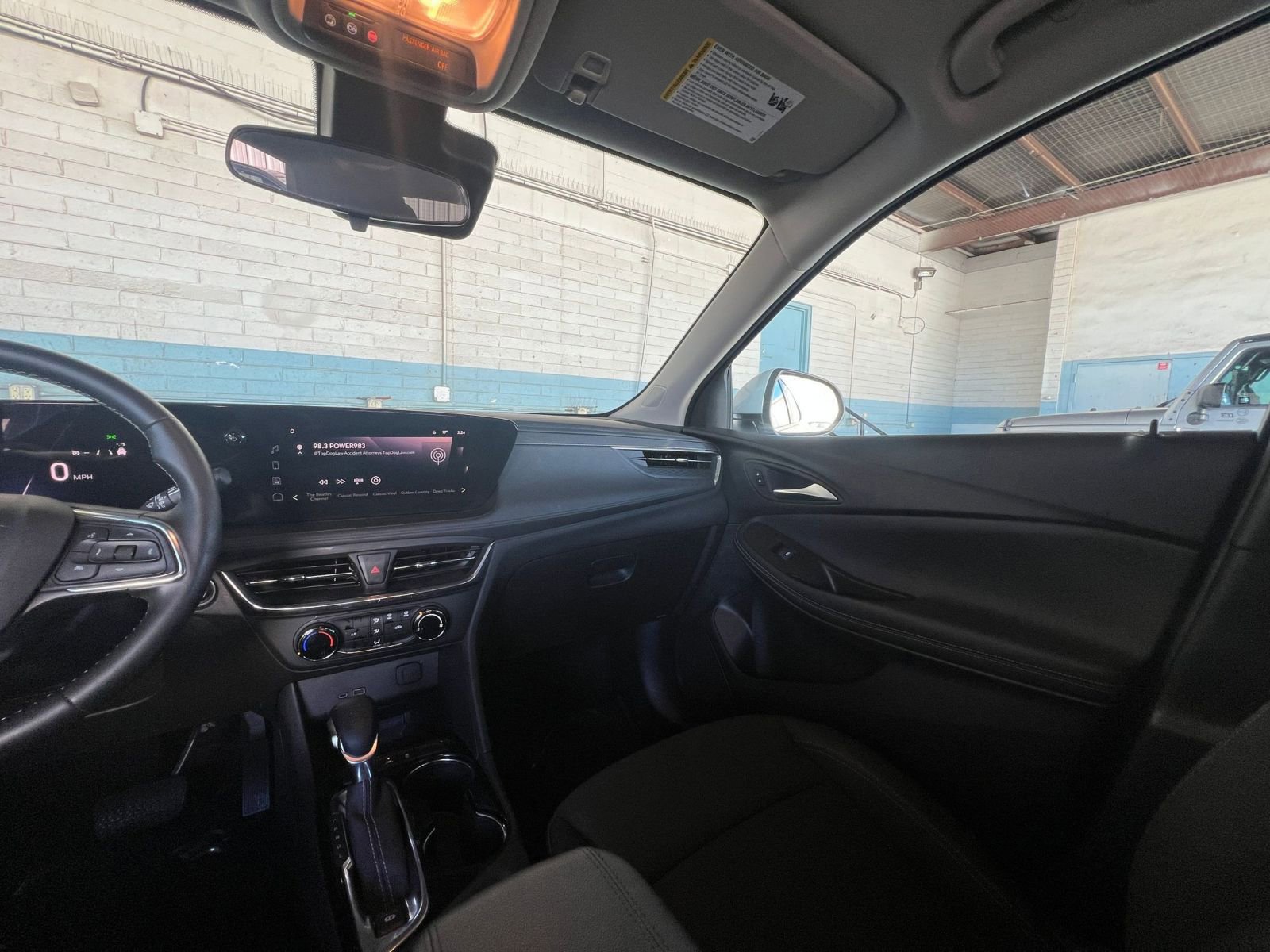 Used 2025 Buick Encore GX Preferred image 35