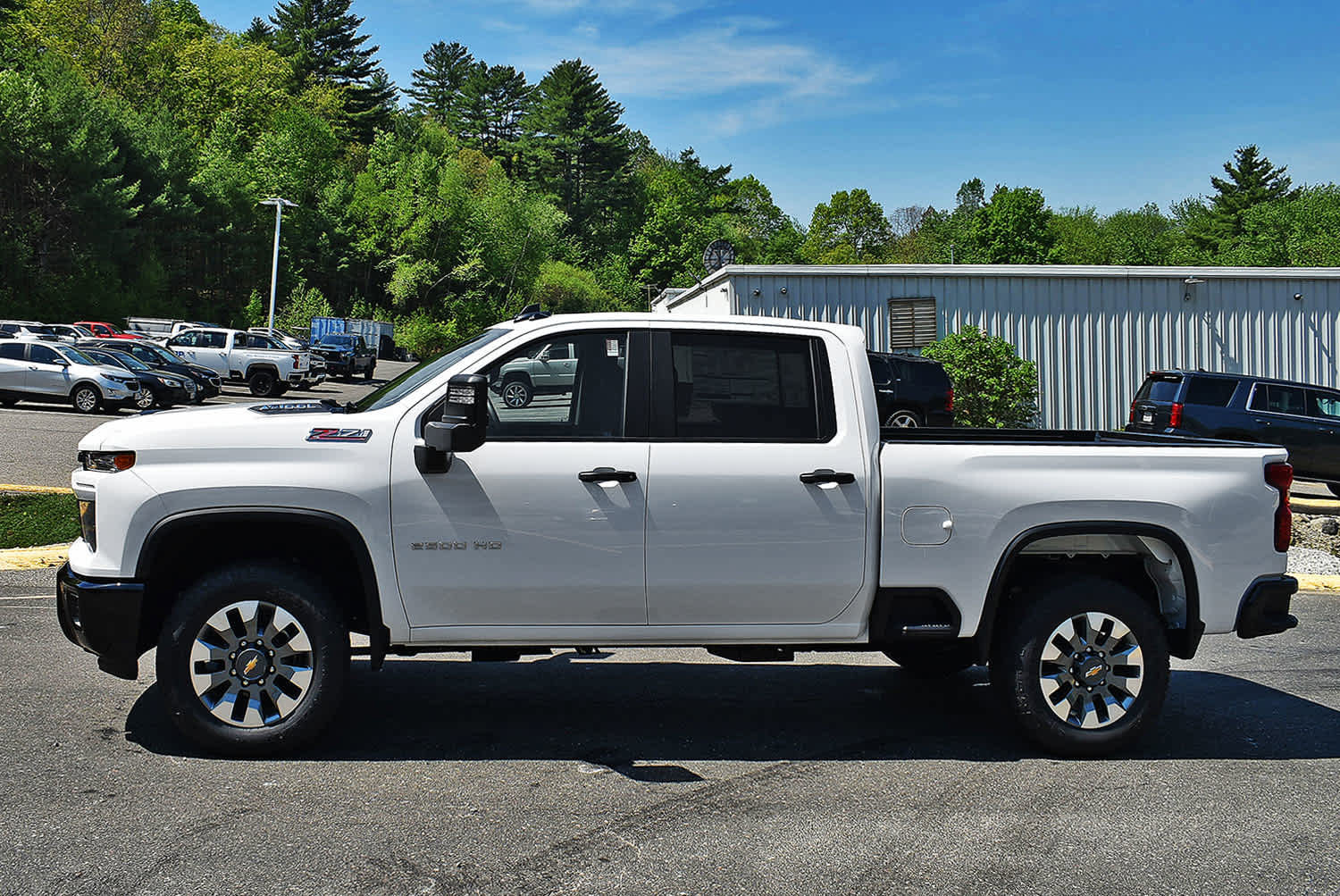 New 2026 Chevrolet Silverado 2500 Custom w/ Custom Value Package AWD/4WD image 4