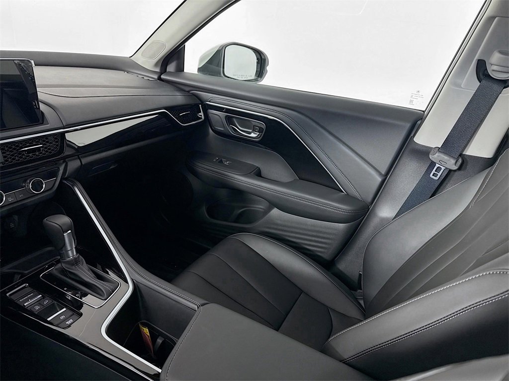 Used 2025 Acura ADX AWD image 23