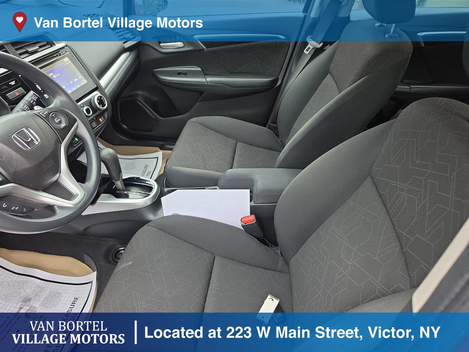 Used 2017 Honda Fit EX image 10