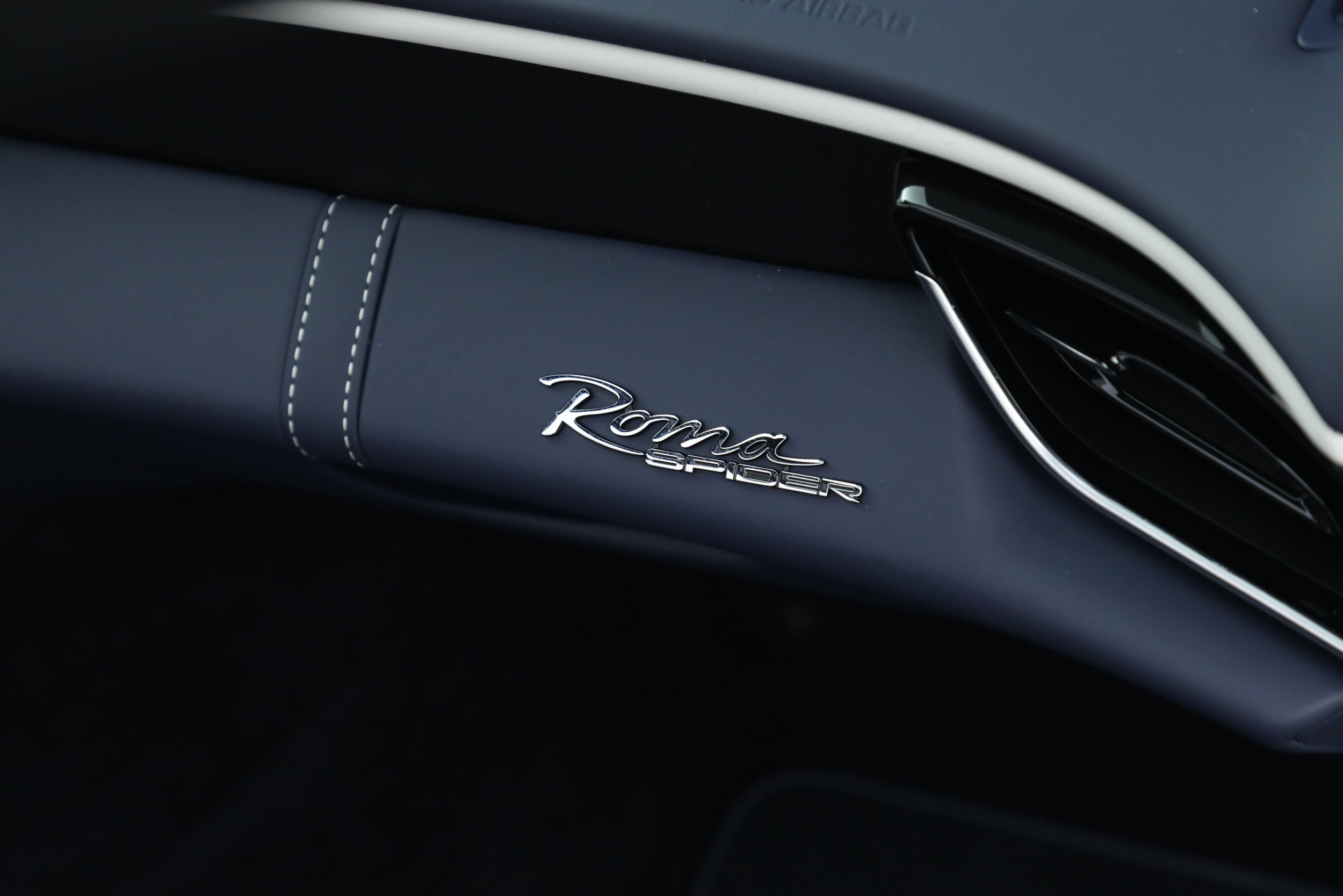 Certified 2026 Ferrari Roma Spider RWD image 21