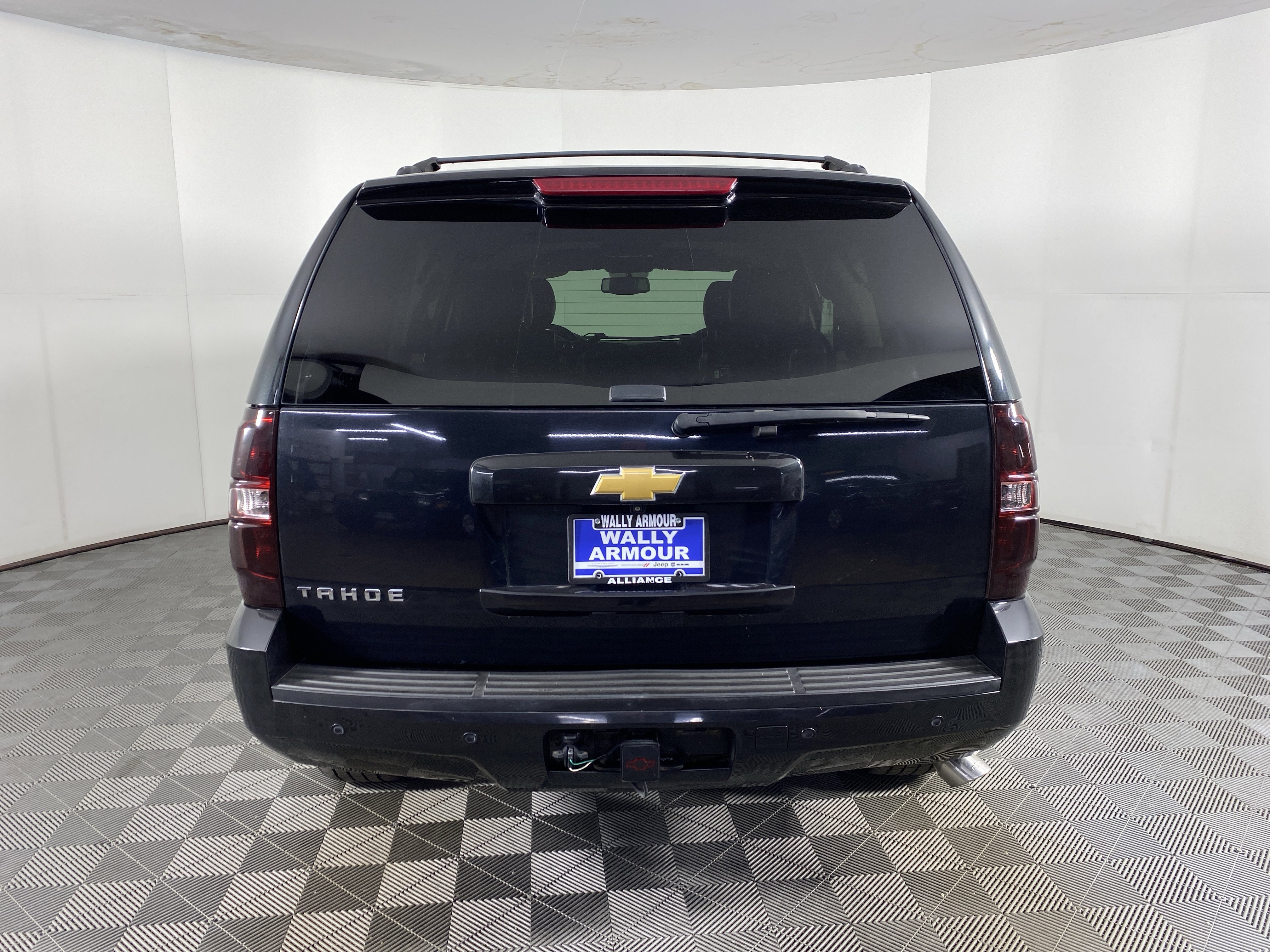 Used 2013 Chevrolet Tahoe LT w/ Luxury Package AWD/4WD image 7