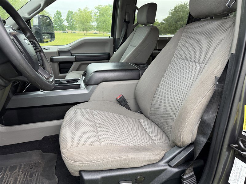 Used 2020 Ford F250 XLT w/ XLT Premium Package AWD/4WD image 13