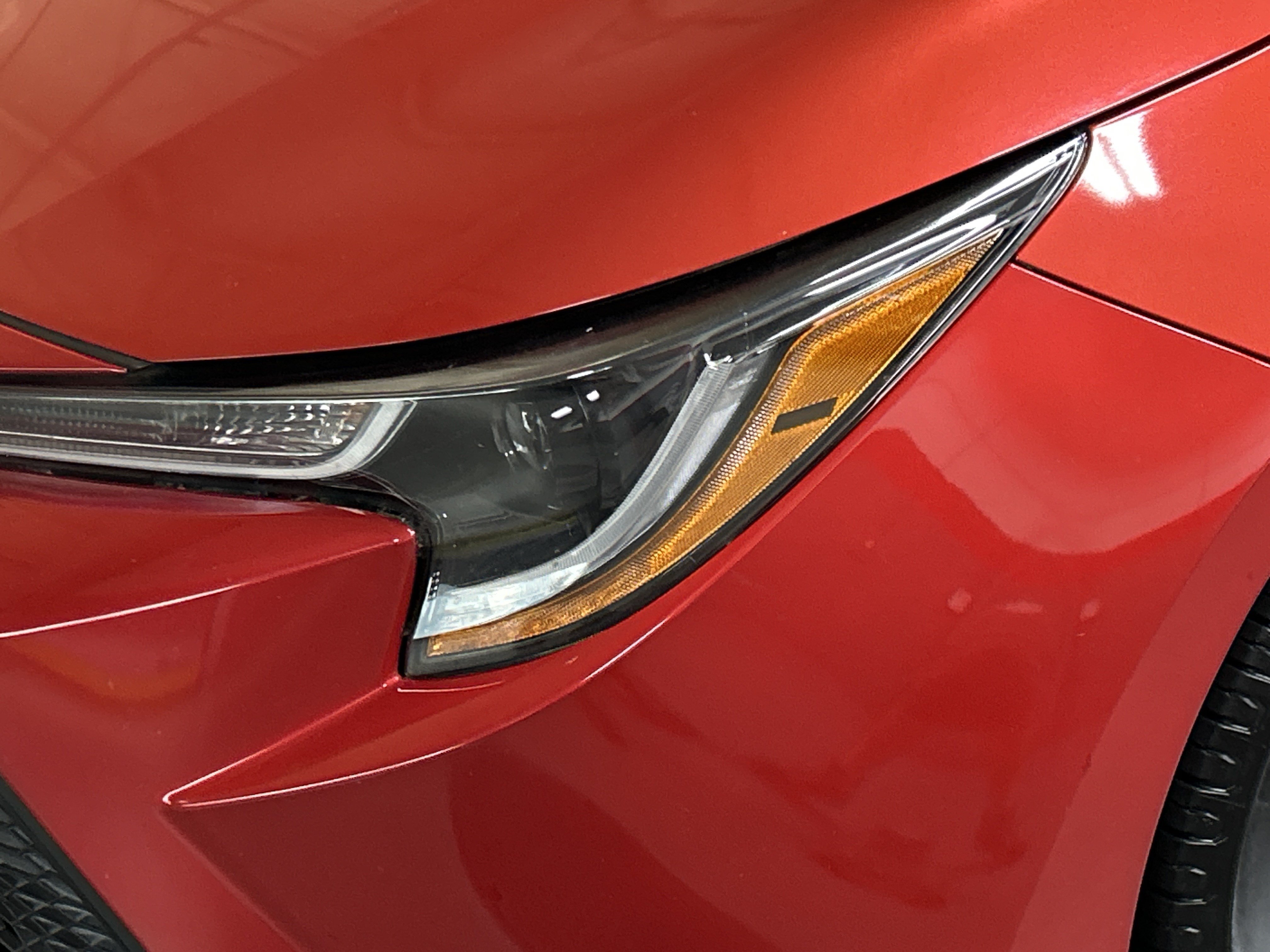 Used 2020 Toyota Corolla LE FWD image 6
