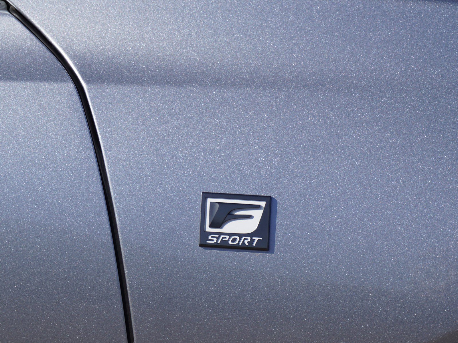 Used 2023 Lexus ES 350 F Sport w/ Accessory Package (Z2) FWD image 6
