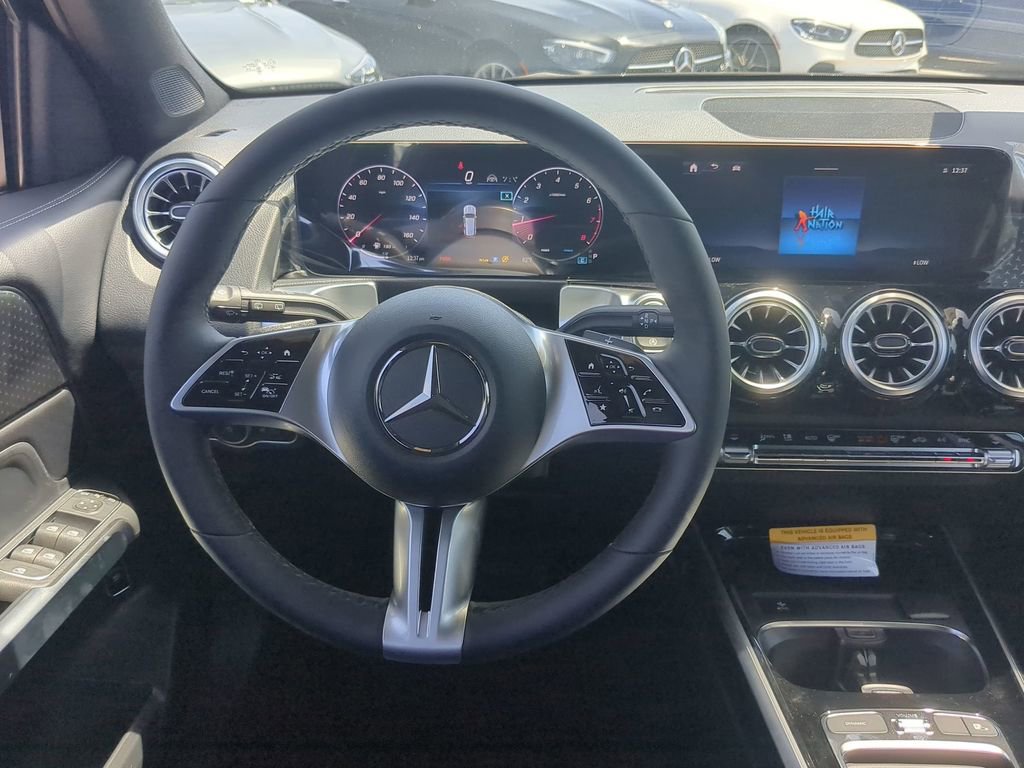 New 2024 Mercedes-Benz GLB 250 GLB 250 image 12