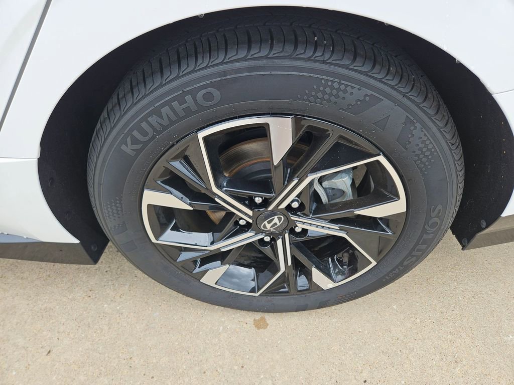 Used 2025 Hyundai Sonata SEL FWD image 25