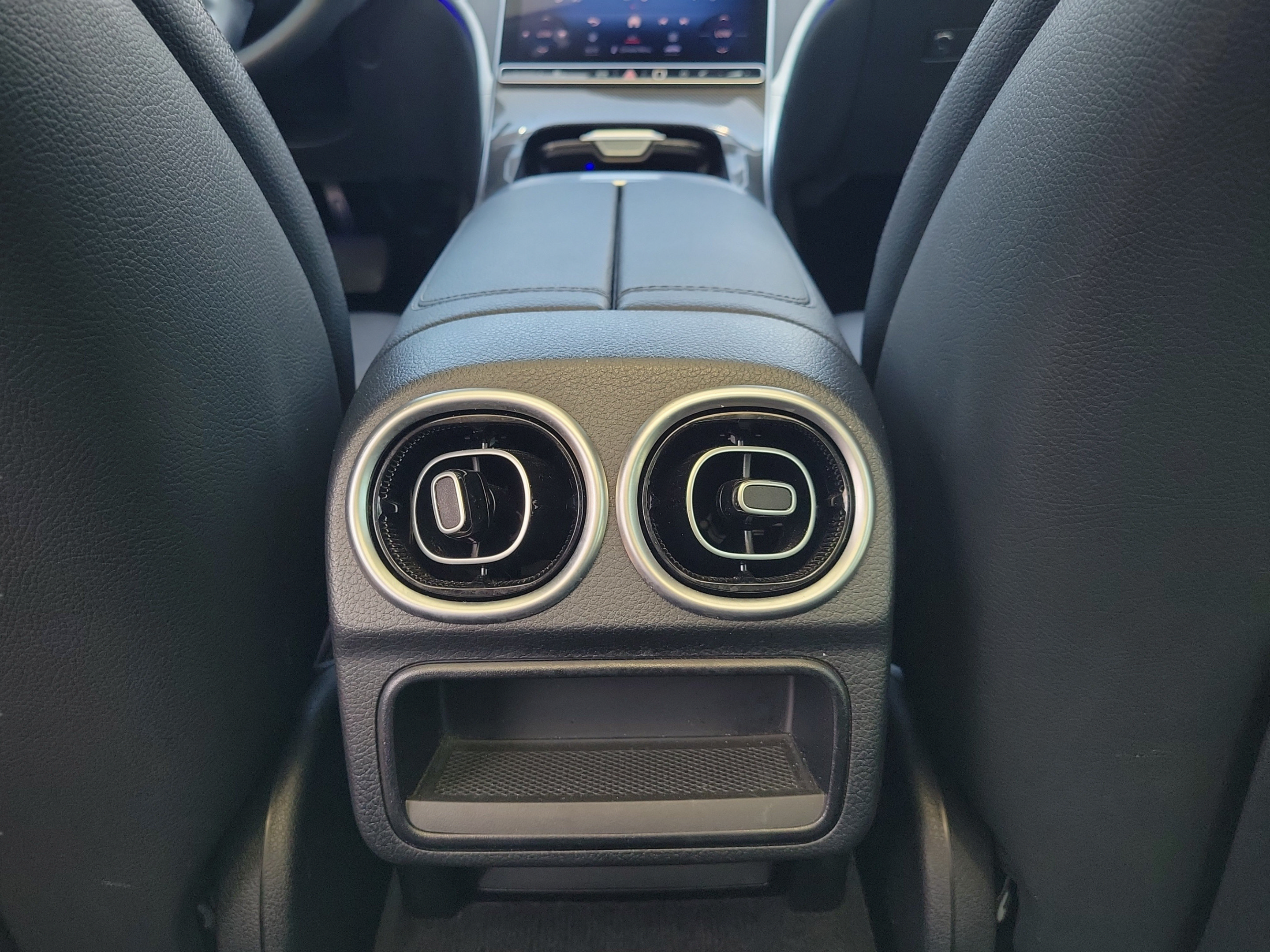 Certified 2022 Mercedes-Benz C 300 Sedan image 11