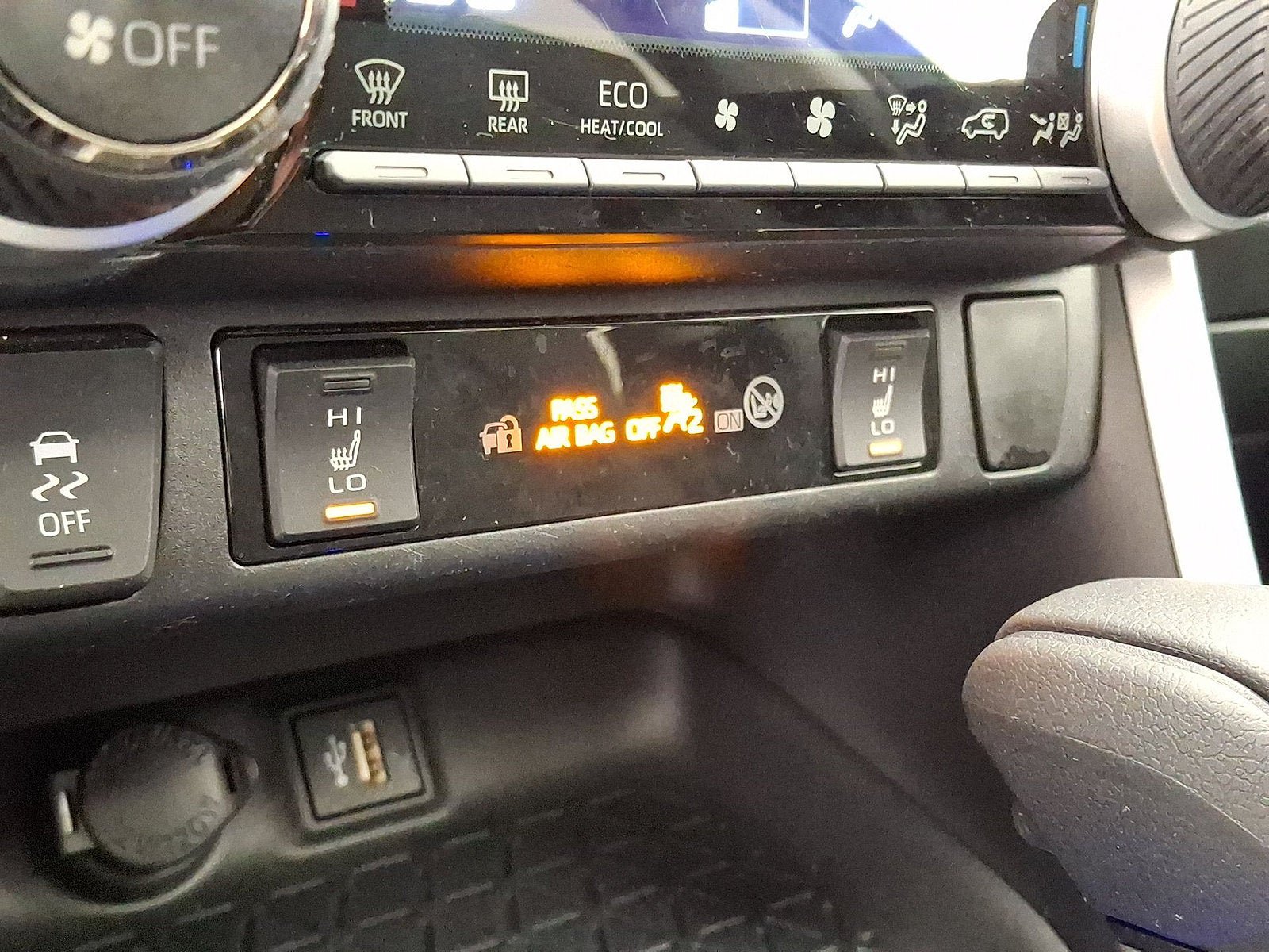 Certified 2024 Toyota RAV4 XLE w/ Convenience Package AWD/4WD image 11