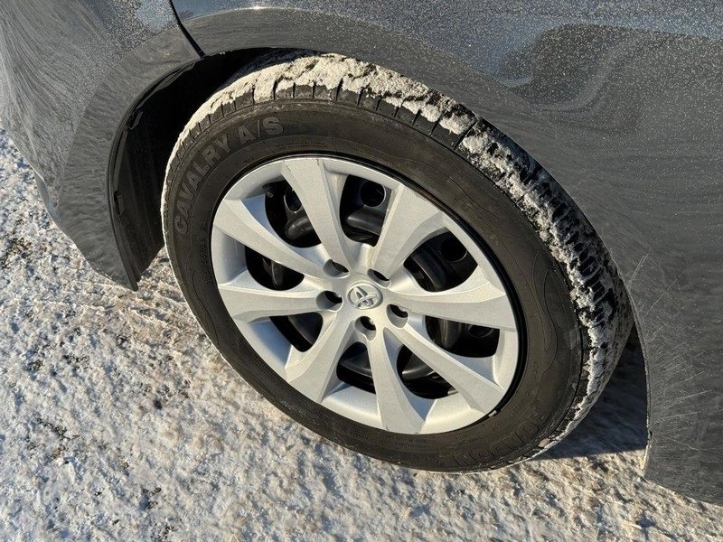 Used 2024 Toyota Corolla LE image 10