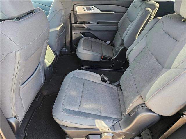 New 2026 Ford Explorer Active image 16