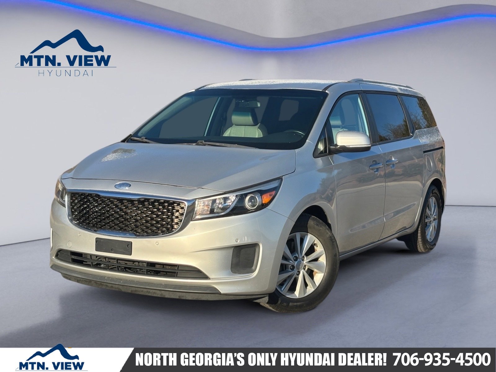 Used 2018 Kia Sedona LX w/ LX Essentials Premium Package image 1