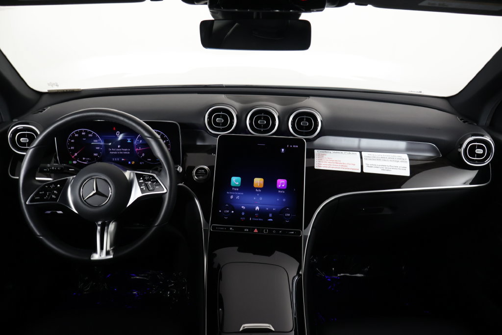 Certified 2026 Mercedes-Benz GLC 300 image 8