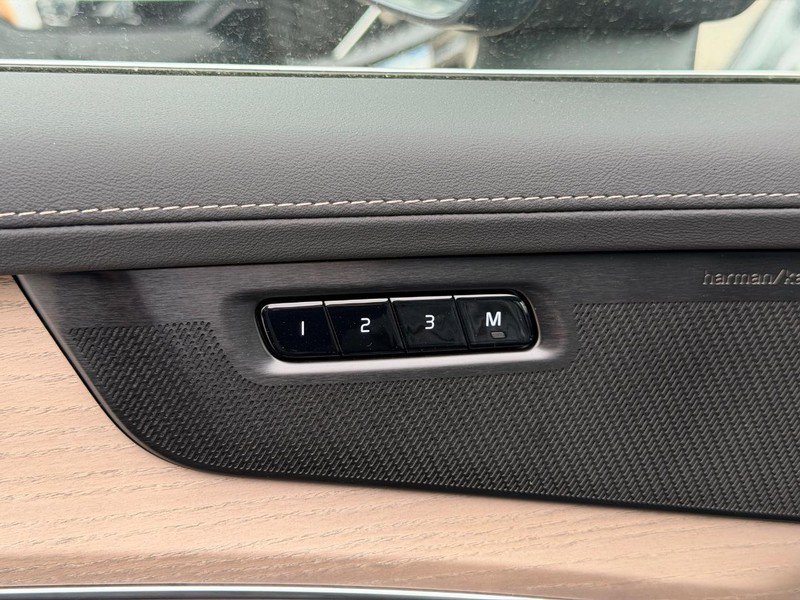New 2026 Volvo XC90 B6 Plus w/ Protection Package AWD/4WD image 10