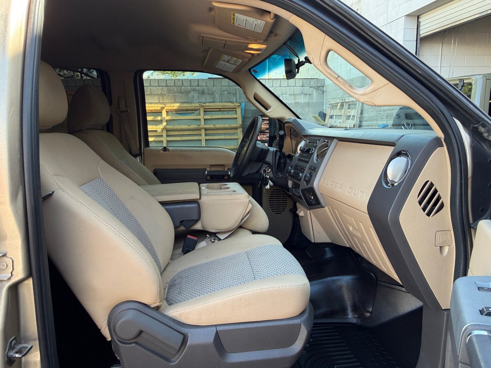 Used 2011 Ford F250 XLT w/ XLT Premium Pkg AWD/4WD image 28