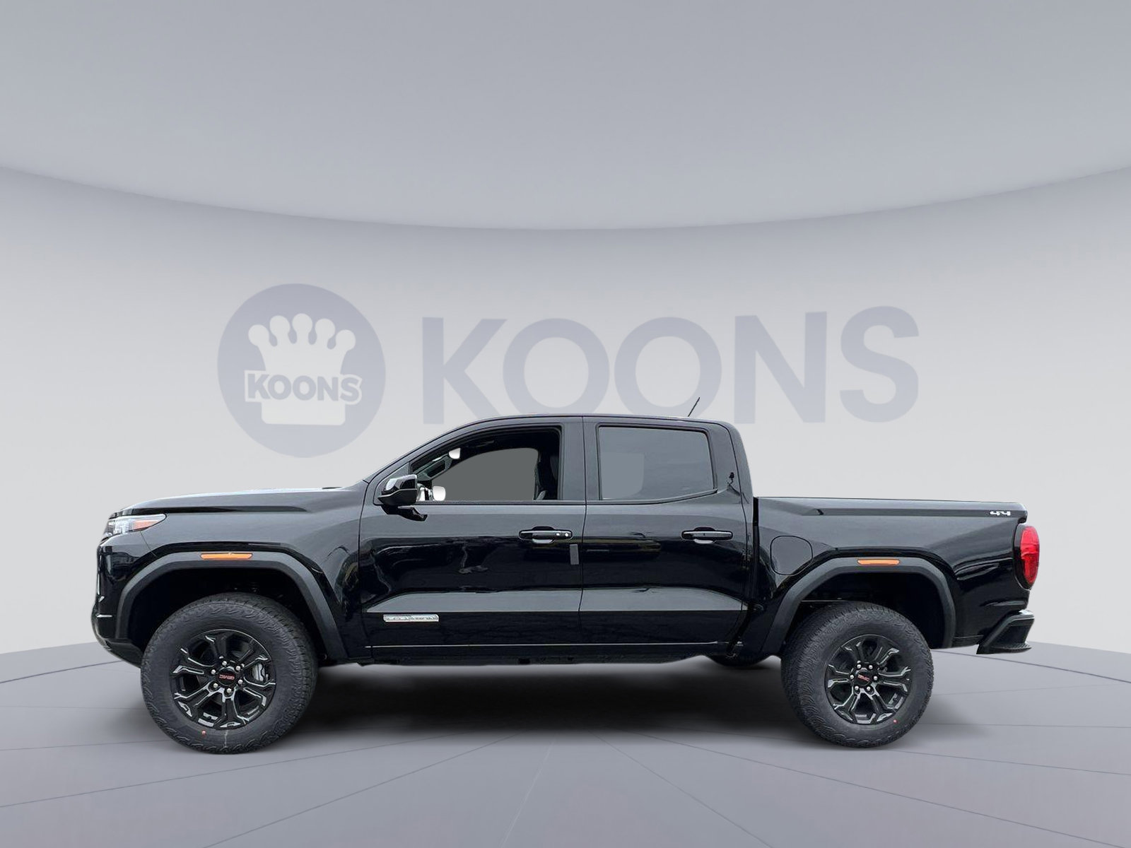 New 2025 GMC Canyon Elevation w/ Convenience Package image 2