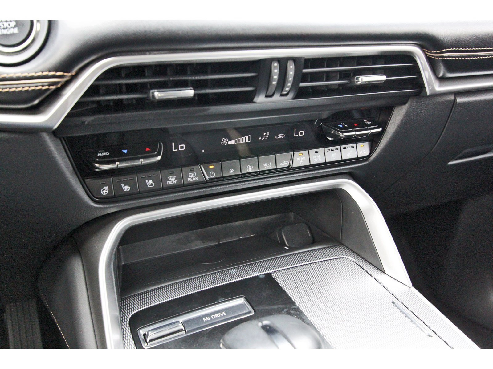 Used 2025 MAZDA CX-90 3.3 Turbo S w/ Premium Package AWD/4WD image 29