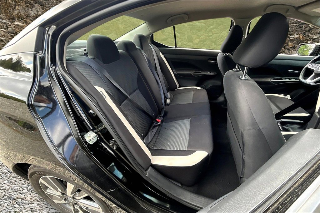 Used 2021 Nissan Versa SV image 25