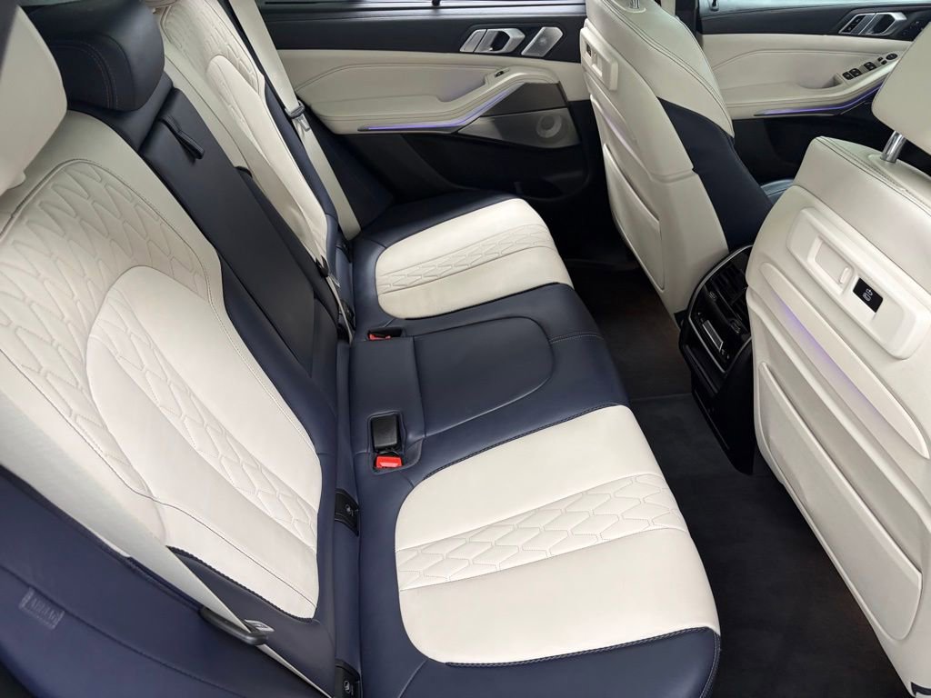 Used 2022 BMW X5 M50i w/ Executive Package image 40