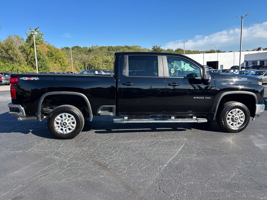 Used 2026 Chevrolet Silverado 2500 LT AWD/4WD image 4