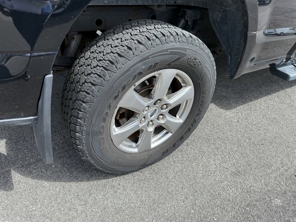 Used 2018 Ford F150 XLT w/ Equipment Group 301A Mid image 9