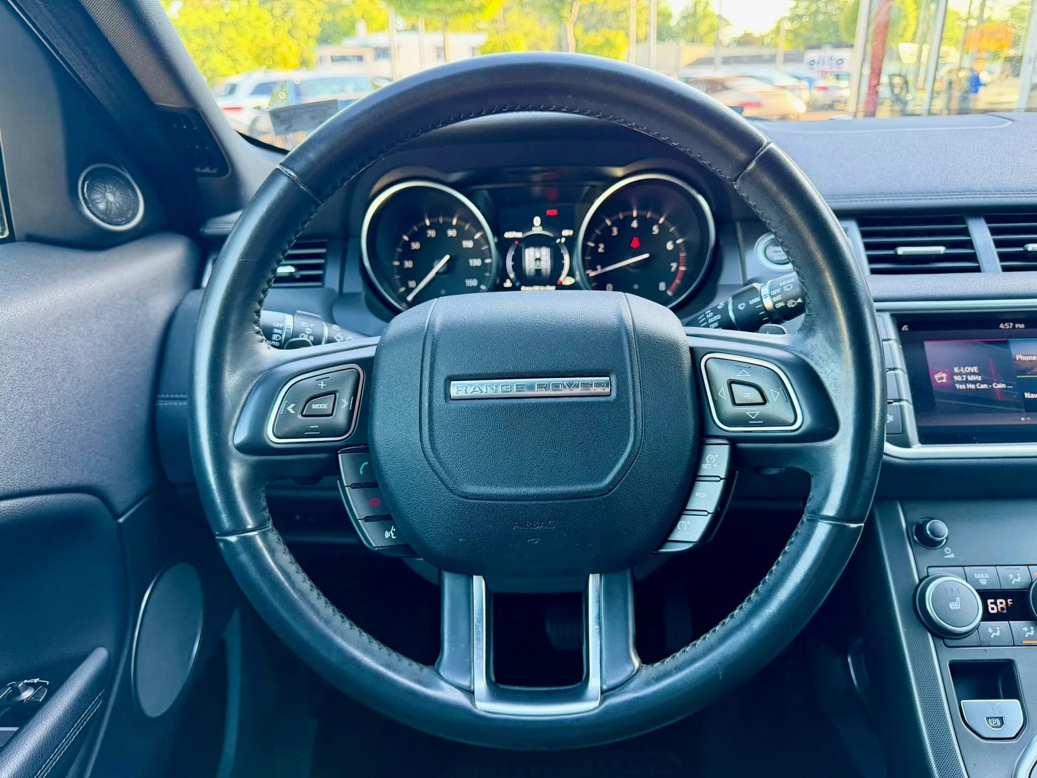 Used 2018 Land Rover Range Rover Evoque SE Premium AWD/4WD image 13