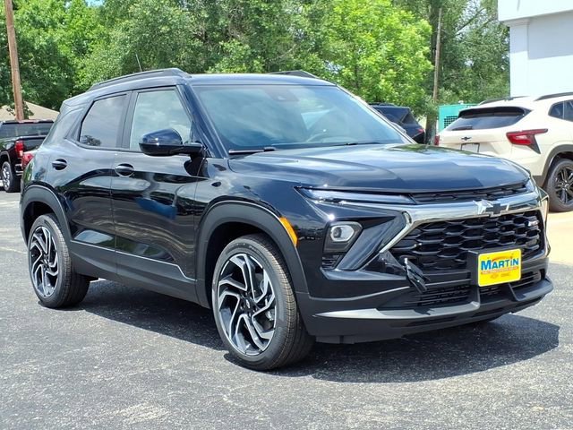 New 2026 Chevrolet TrailBlazer RS w/ Convenience Package FWD image 3