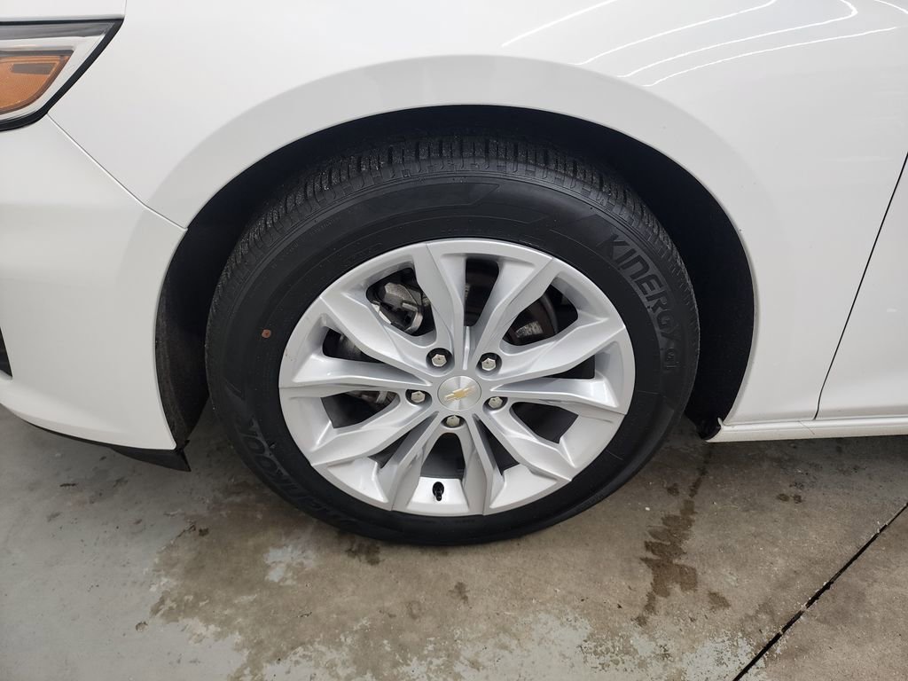 Used 2024 Chevrolet Malibu LT FWD image 34