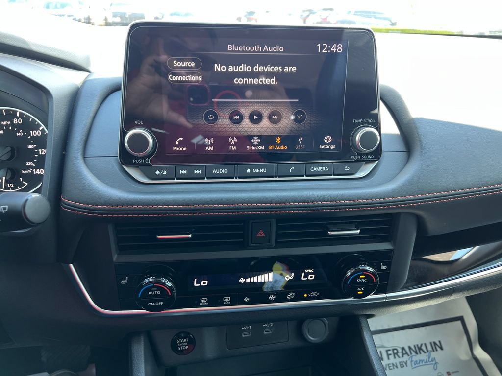 Used 2025 Nissan Rogue SV AWD/4WD image 21