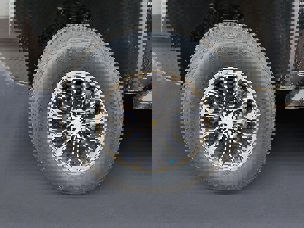 Used 2019 Chevrolet Colorado ZR2 image 14