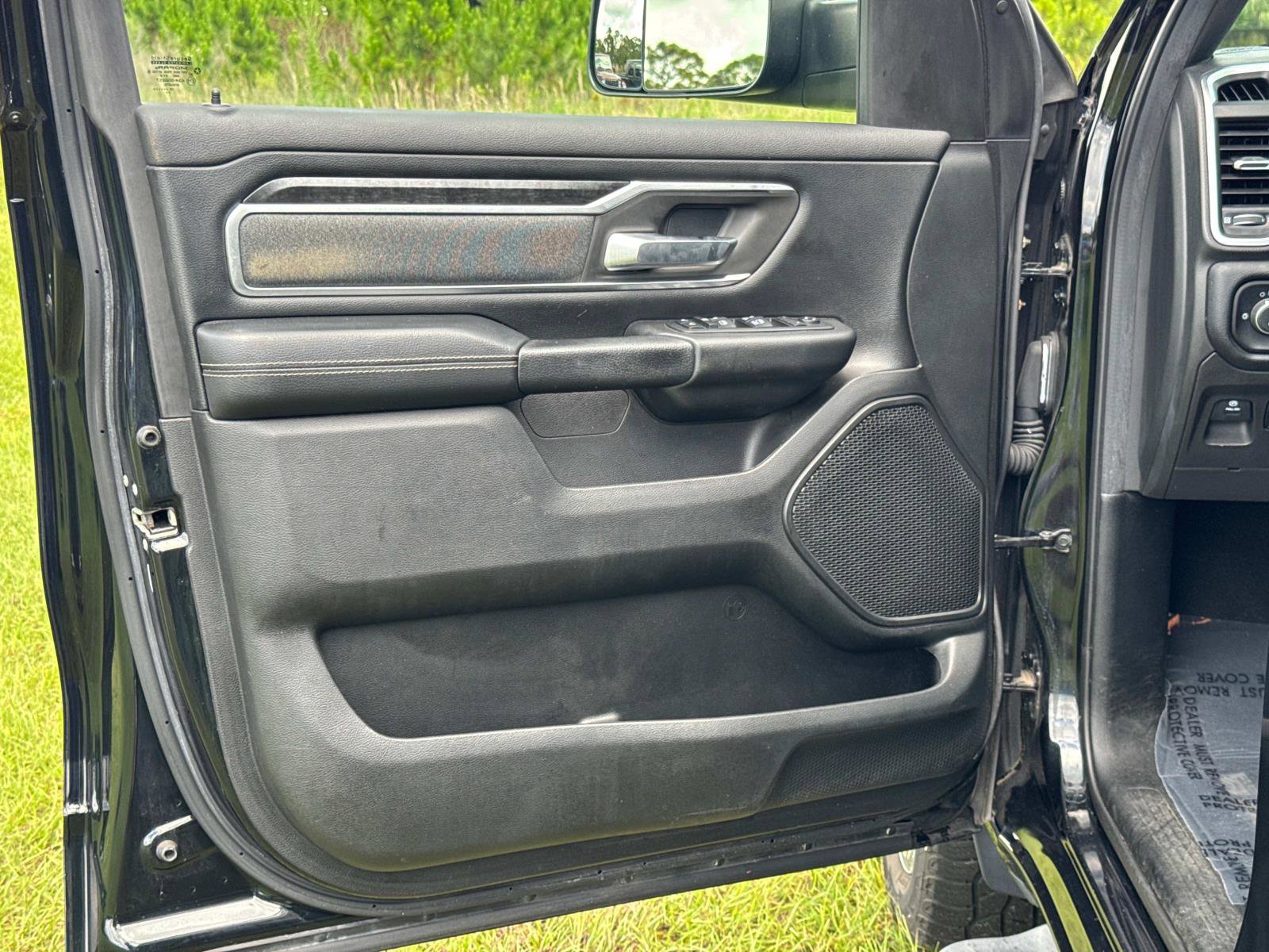 Used 2019 RAM 1500 Big Horn AWD/4WD image 18