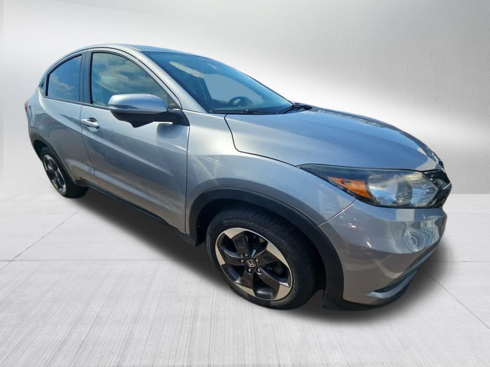 Used 2018 Honda HR-V EX image 3