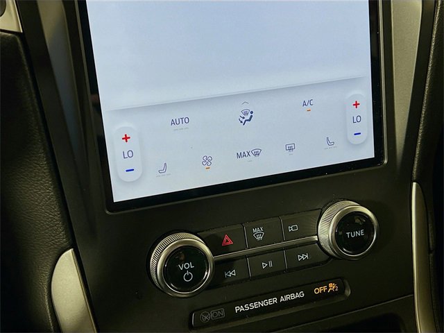 Used 2024 Ford Edge SEL image 19