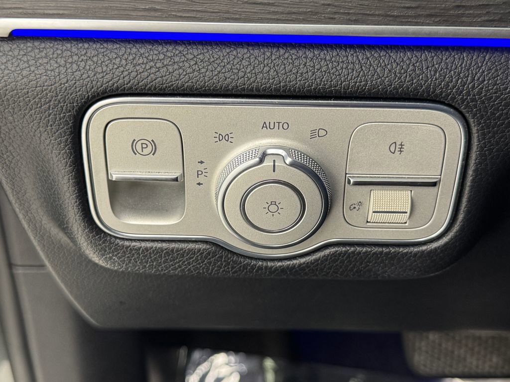 Used 2020 Mercedes-Benz GLS 450 4MATIC image 33