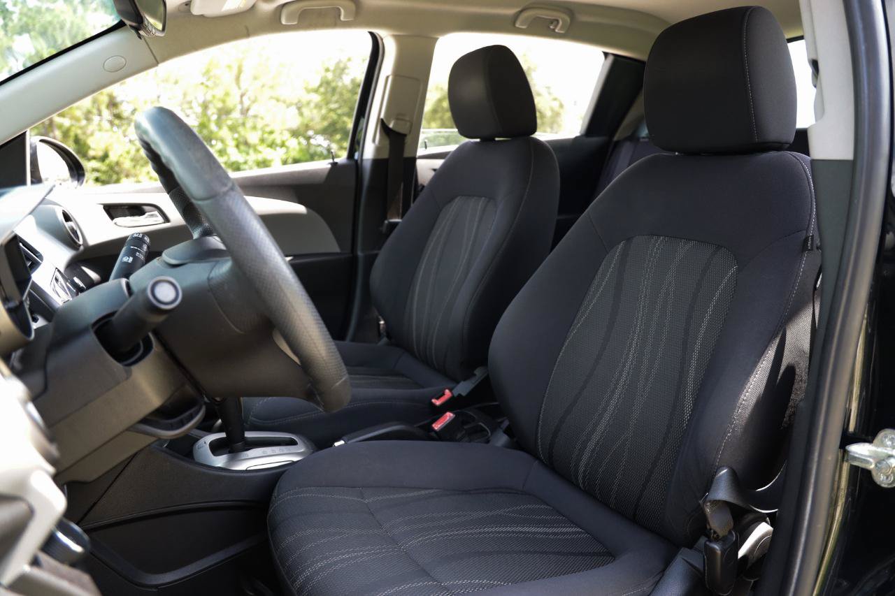Used 2014 Chevrolet Sonic LT FWD image 6