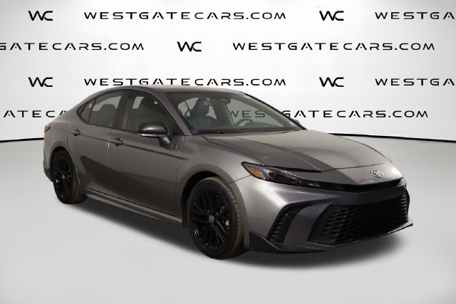 Used 2025 Toyota Camry SE w/ Convenience Package FWD image 37