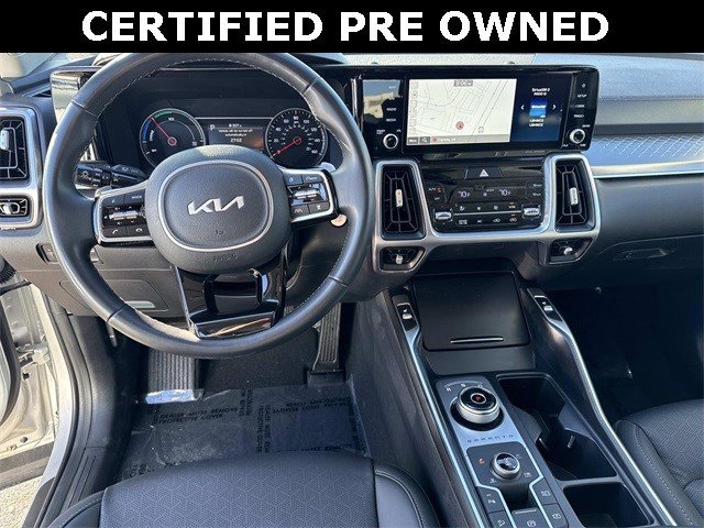 Used 2023 Kia Sorento EX image 17