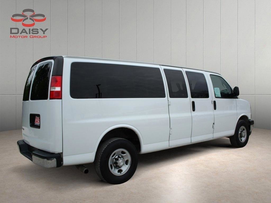 Used 2019 Chevrolet Express 3500 LT w/ LT Preferred Equipment Group image 5