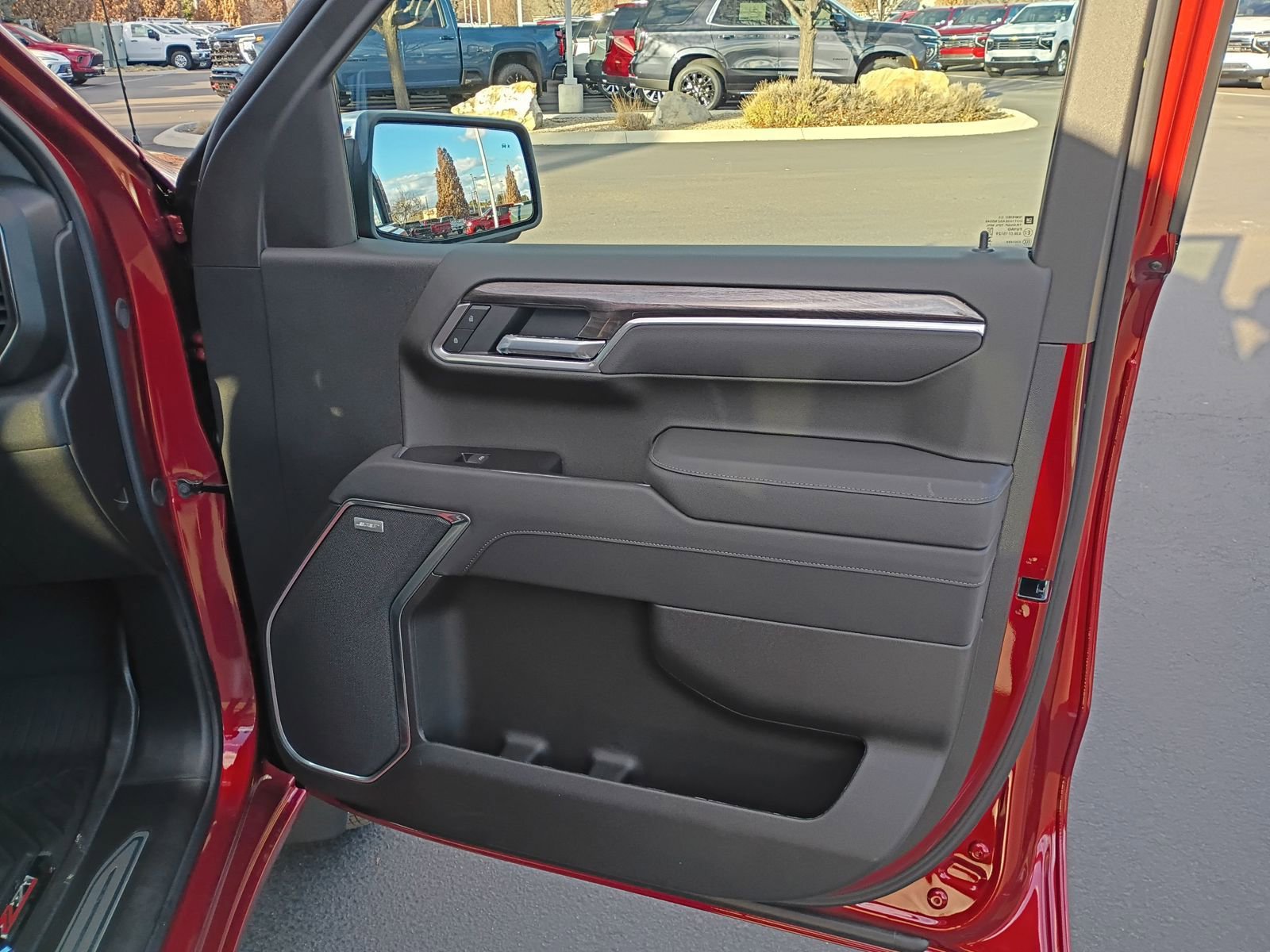 New 2026 Chevrolet Silverado 1500 LTZ w/ LTZ Premium Package image 24