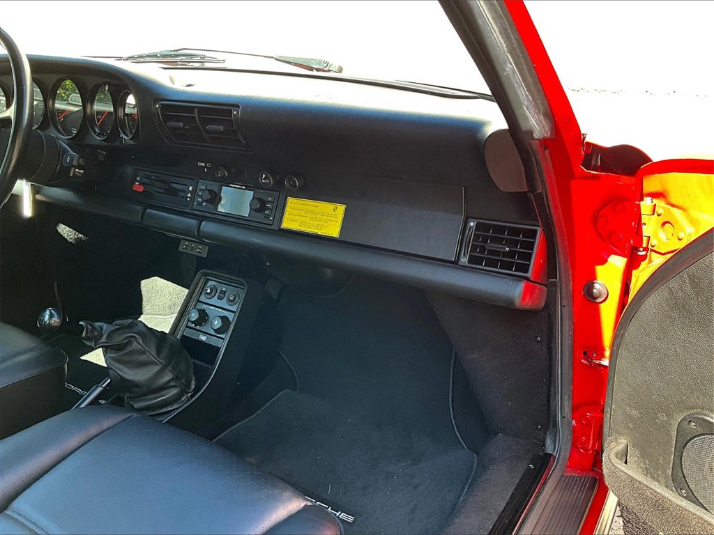 Used 1986 Porsche 911 Carrera image 19