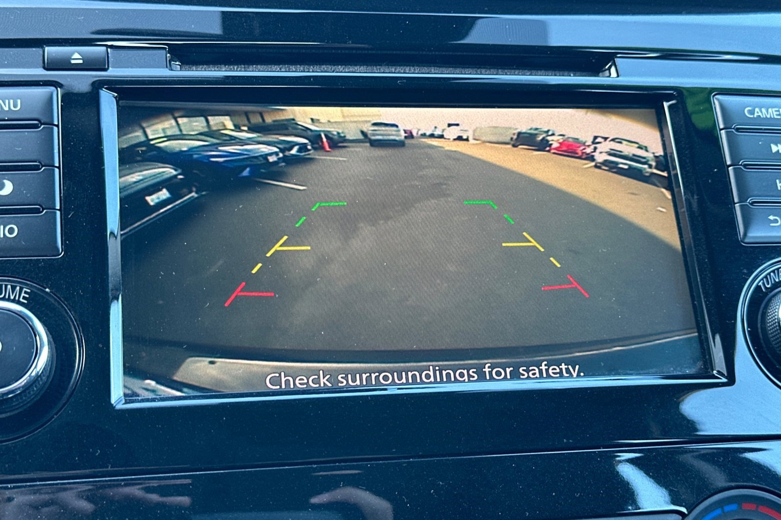 Used 2022 Nissan Rogue Sport S image 26