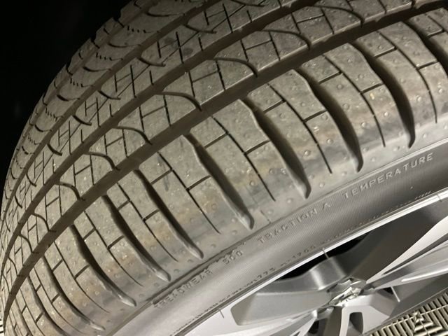 New 2026 Volvo V60 B5 Cross Country Plus w/ Protection Package Premier image 35