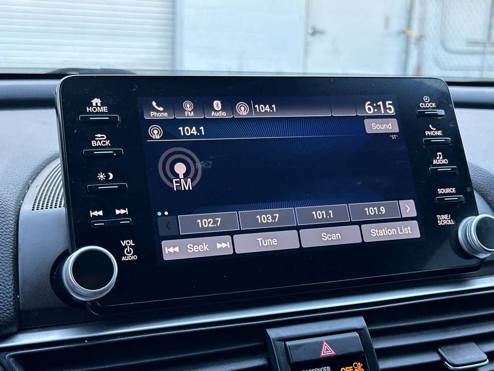 Used 2019 Honda Accord Sport image 18