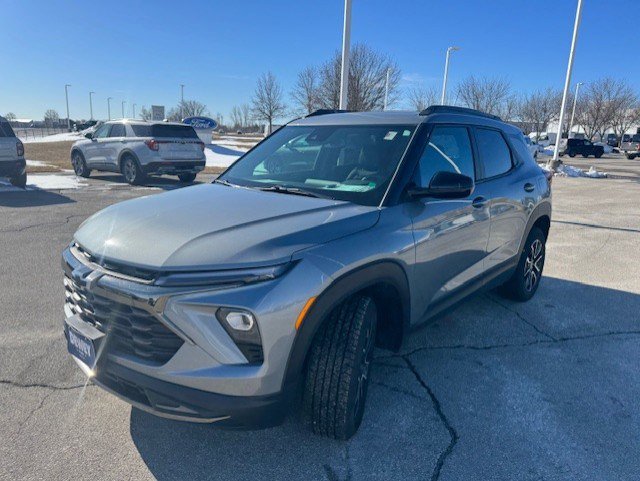Used 2026 Chevrolet TrailBlazer ACTIV w/ Convenience Package image 3