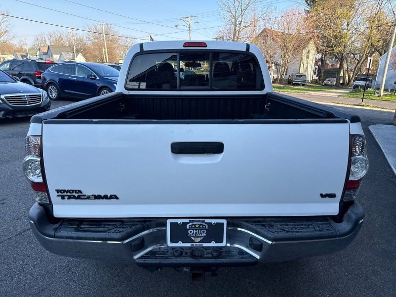 Used 2013 Toyota Tacoma 4x4 Double Cab w/ TRD Off-Road Pkg image 6