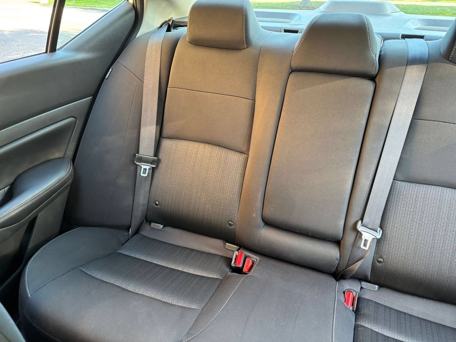 Used 2025 Nissan Altima 2.5 SV FWD image 40