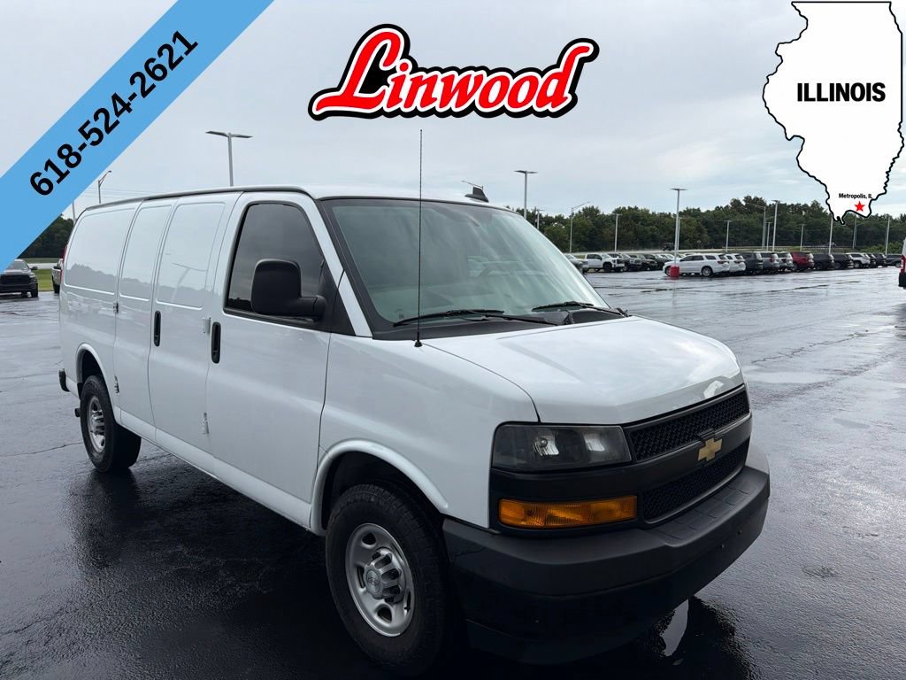 Used 2020 Chevrolet Express 2500 w/ Driver Convenience Package RWD image 6
